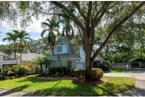 8815 Woodside Court, Davie, FL 33328 - MLS#A12036606