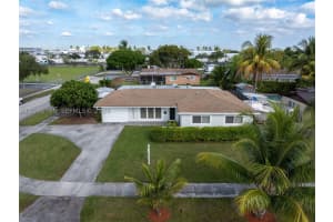 10431 93rd Street, Miami, FL 33176 - MLS#A12036765