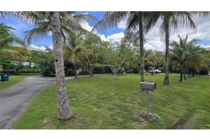 8603 SW 68th St Rd, Miami, FL 33143, - MLS#A12036942