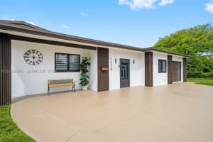1178 Grant Street, Hollywood, FL 33019 - MLS#A12036945