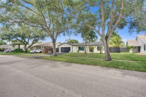 5112 87th Avenue, Cooper City, FL 33328 - MLS#A12037060