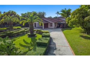300 123rd Avenue, Miami, FL 33184 - MLS#A12037082