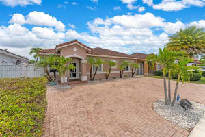 4449 164th Path, Miami, FL 33185 - MLS#A12037085