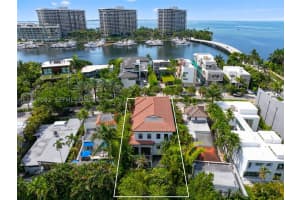 1803 Bayshore Lane, Miami, FL 33133 - MLS#A12037092