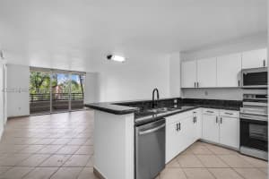 1401 Bay Road, Miami Beach, FL 33139 - MLS#A12037487
