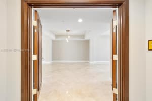 16275 Collins Avenue, Sunny Isles Beach, FL 33160 - MLS#A12037498