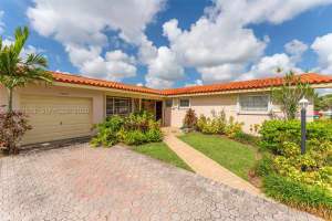 10842 33rd Street, Miami, FL 33165 - MLS#A12037501