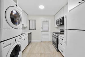5141 Hollywood Boulevard 209, Hollywood, Fl 33021, Hollywood