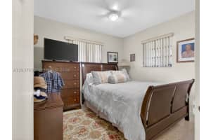 5430 W 4th Lane, Hialeah, Fl 33012, Hialeah 5430 W 4th Lane, Hialeah, Fl 33012, Hialeah