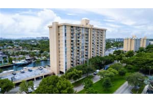 2350 Ne 135th Street 403, North Miami, Fl 33181, North Miami