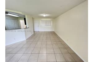 3417 NW 44th St Apt 104, Lauderdale Lakes, FL 33309, - MLS#A12038118