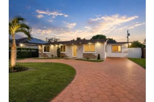 4280 Nw 171st Street, Miami Gardens, Fl 33055, Miami Gardens
