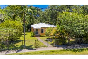 955 NE 128th St, North Miami, FL 33161, - MLS#A12038376