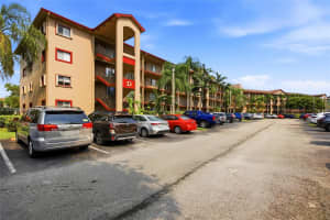 850 138th Avenue, Pembroke Pines, FL 33027 - MLS#A12038406