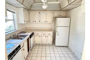 417 Natura Avenue, Deerfield Beach, FL 33441 - MLS#A12038498