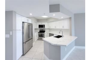 1800 Sunset Harbour Drive 1211, Miami Beach, Fl 33139, Miami Beach