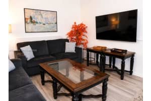 1044 Independence Drive, Homestead, FL 33034 - MLS#A12038632