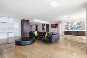 50 Biscayne Boulevard, Miami, FL 33132 - MLS#A12038827