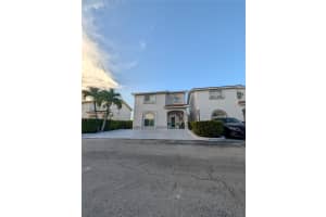 8275 186th Street, Hialeah, FL 33015 - MLS#A12038849