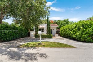 2209 SW 57th Ct, Miami, FL 33155, - MLS#A12039110
