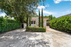 2209 SW 57th Ct, Miami, FL 33155, - MLS#A12039110