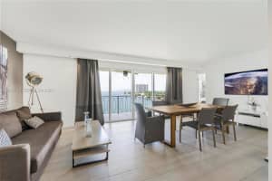 11111 Biscayne Boulevard, Miami, FL 33181 - MLS#A12039150