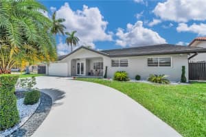 13931 SW 22nd St, Miami, FL 33175, - MLS#A12039215