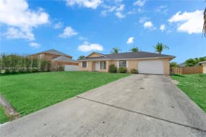 1074 SW Alcantarra, Port St. Lucie, FL 34953, Port Saint Lucie, FL 34953 - MLS#A12039241