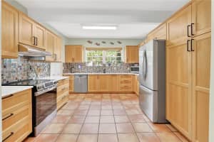 1642 SW 12th St, Miami, FL 33135, - MLS#A12039269