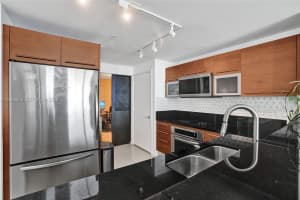 244 Biscayne Boulevard, Miami, FL 33132 - MLS#A12039303