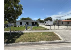 3320 E 10th Avenue, Hialeah, Fl 33013, Hialeah 3320 E 10th Avenue, Hialeah, Fl 33013, Hialeah