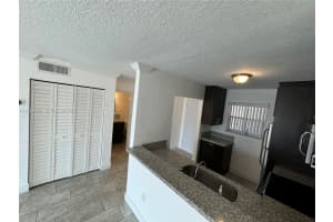 365 NE 125th St Apt 402, North Miami, FL 33161, - MLS#A12039436