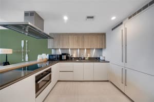 1000 Brickell Plaza, Miami, FL 33131 - MLS#A12039447