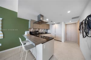 1000 Brickell Plaza, Miami, FL 33131 - MLS#A12039447