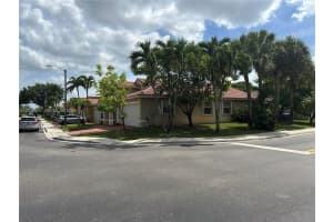 1579 105th Avenue, Pembroke Pines, FL 33025 - MLS#A12039631