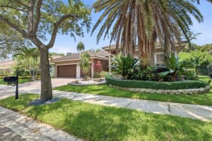 3725 Oak Ridge Lane, Weston, FL 33331 - MLS#A12039729