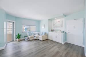 1985 Ocean Drive, Hallandale Beach, FL 33009 - MLS#A12039735