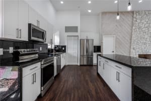 601 Leslie Dr, Hallandale Beach, FL 33009, - MLS#A12039838