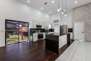 601 Leslie Dr, Hallandale Beach, FL 33009, - MLS#A12039838
