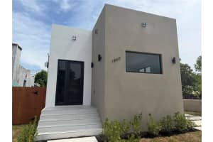 1860 48th Street, Miami, FL 33142 - MLS#A12039849