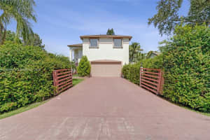 2151 Nw 121st Avenue, Plantation, Fl 33323, Plantation 2151 Nw 121st Avenue, Plantation, Fl 33323, Plantation