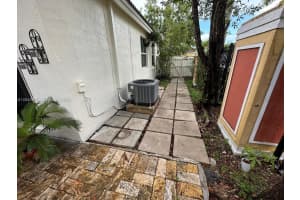 4273 10th Court, Homestead, FL 33033 - MLS#A12040045