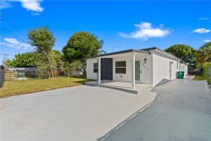 3271 102nd Street, Miami, FL 33147 - MLS#A12040057