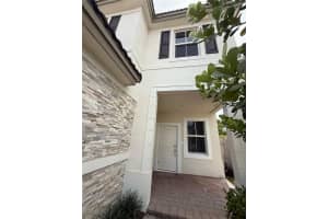MLS# A12040121, Miami, Florida 33167