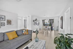 2220 40th Avenue, Hollywood, FL 33021 - MLS#A12040156