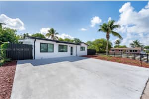 20001 14th Avenue, Miami Gardens, FL 33169 - MLS#A12040201