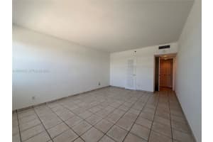 100 Lincoln Road, Miami Beach, FL 33139 - MLS#A12040213