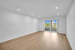 8101 Camino Real C402 c402, Miami, FL 33143, Miami, FL 33143 - MLS#A12040275