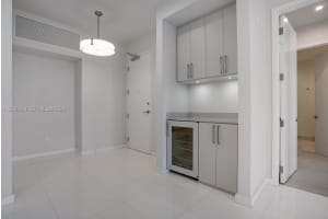 275 Giralda Avenue, Coral Gables, FL 33134 - MLS#A12040433