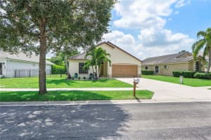 124 Preserve Drive, Royal Palm Beach, FL 33411 - MLS#A12040452